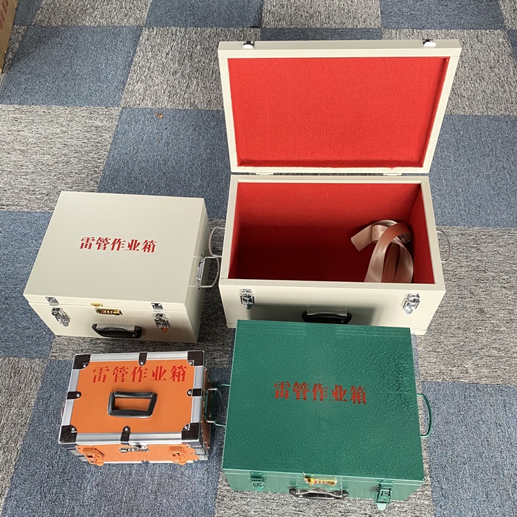 勐海爆破工程作业箱如何选择？玻璃钢与传统材质的全面对比